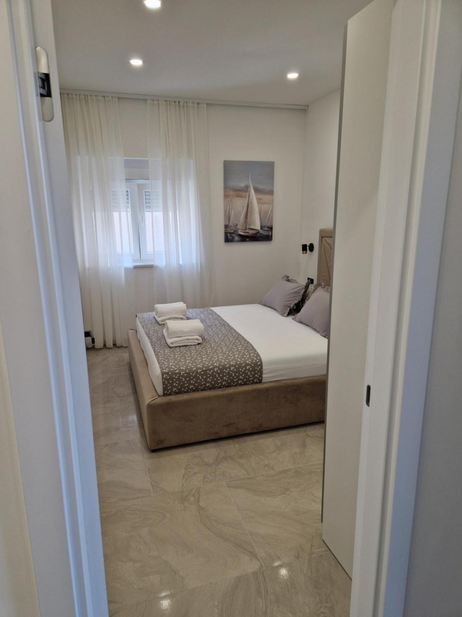 Apartmani Lavanda Centar Макарска Экстерьер фото