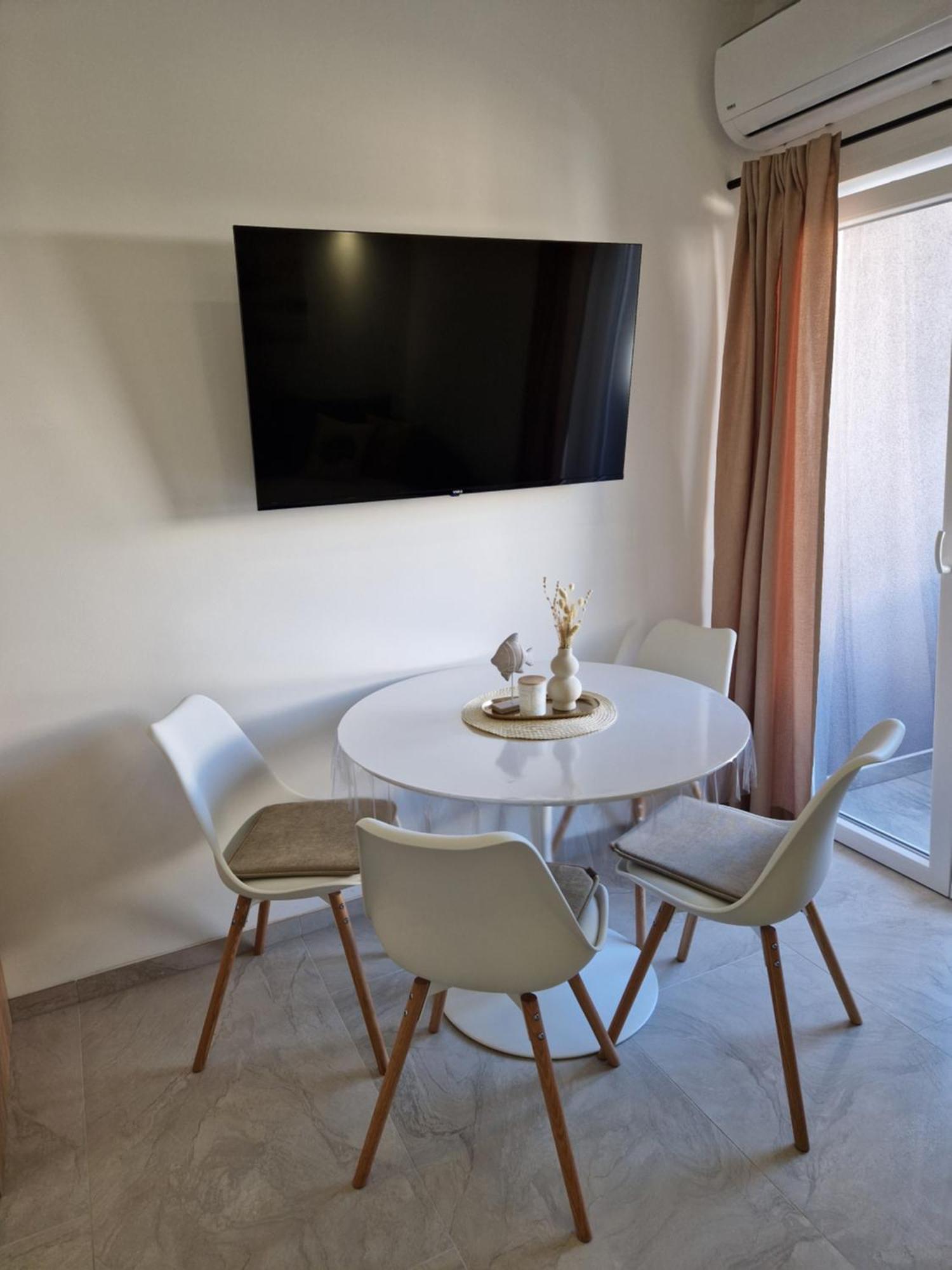 Apartmani Lavanda Centar Макарска Экстерьер фото