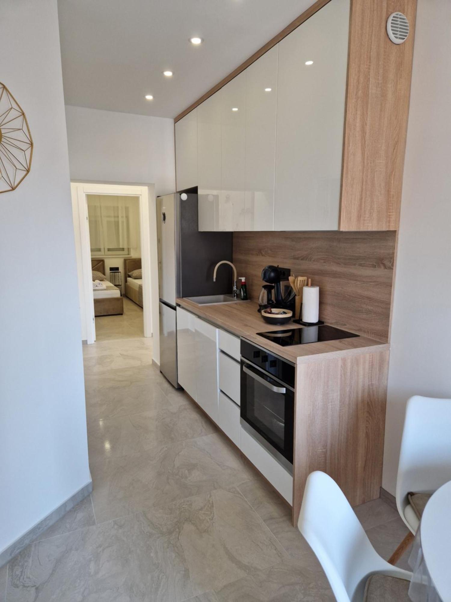 Apartmani Lavanda Centar Макарска Экстерьер фото